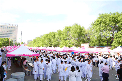 黑龙江医药卫生学校